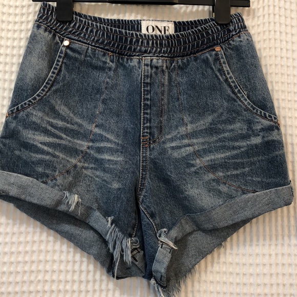 COPY - One Teaspoon Hunters Denim Shorts - Picture 3 of 5
